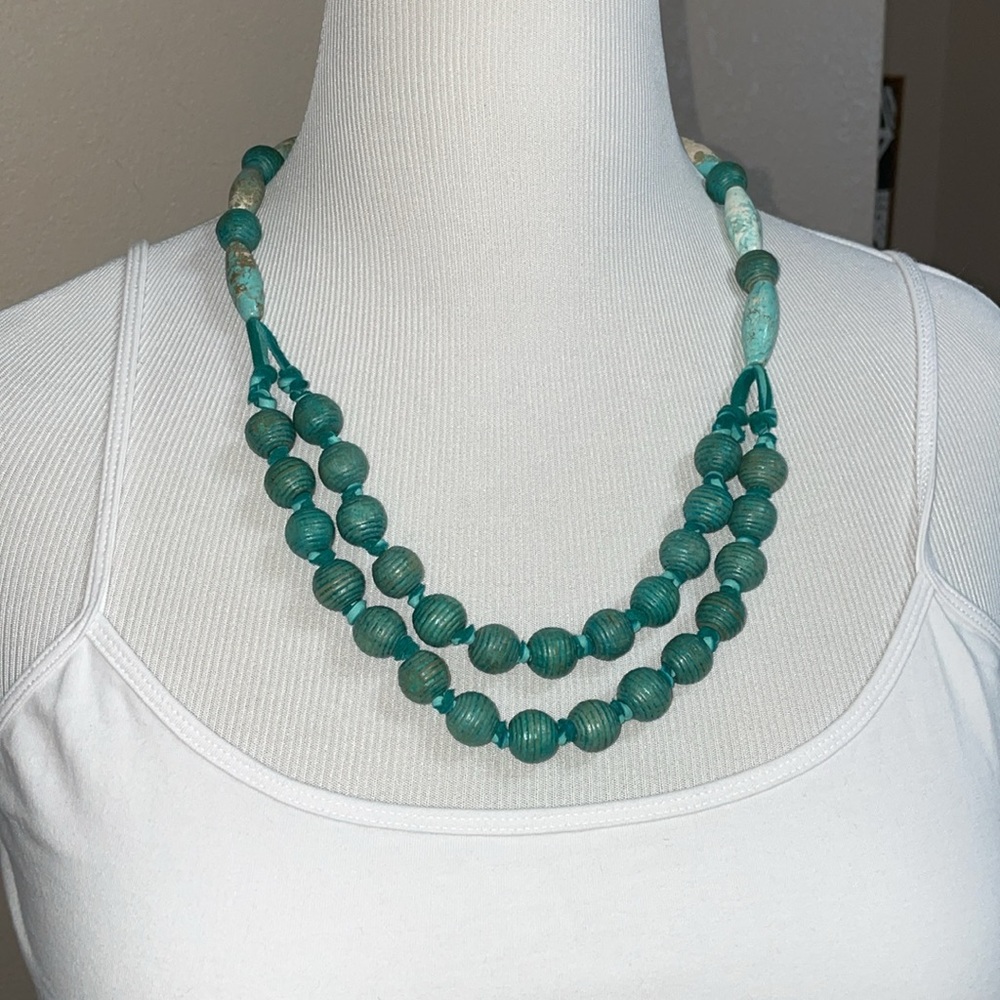 Beautiful turquoise wood, suede, & stone necklace